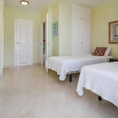 Seaside 3 Bedroom Penthouse Next To The In San Pedro Apartman Marbella