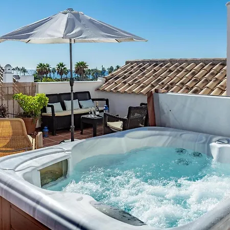 Seaside 3 Bedroom Penthouse Next To The In San Pedro 아파트