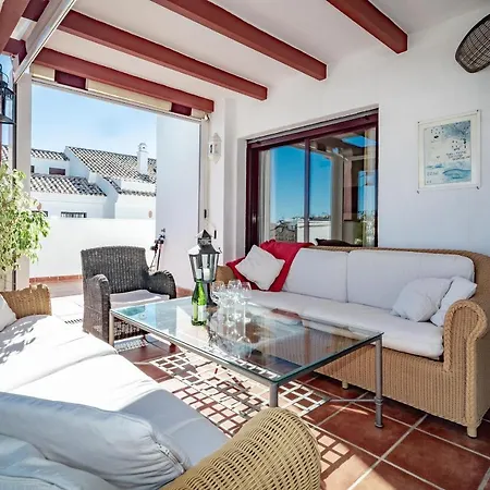 Seaside 3 Bedroom Penthouse Next To The In San Pedro Appartamento